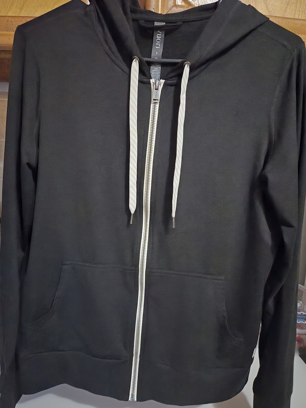 Vuori Black Full-Zip Hoodie Sweater